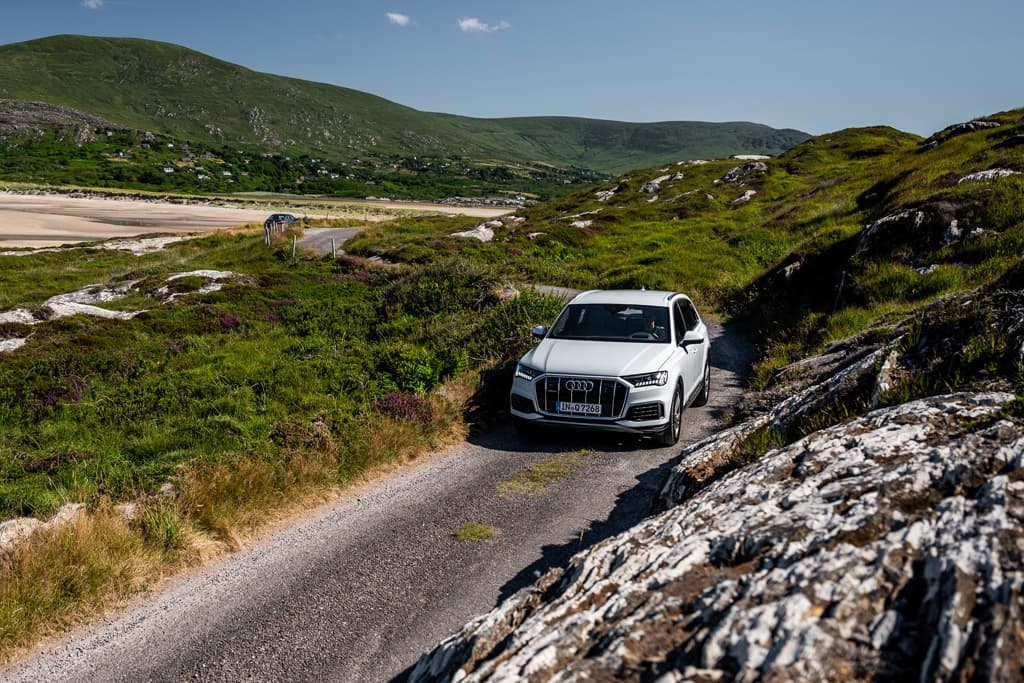 2020 Audi Q7 50 TDI and 55 TFSI quattro Review: International
