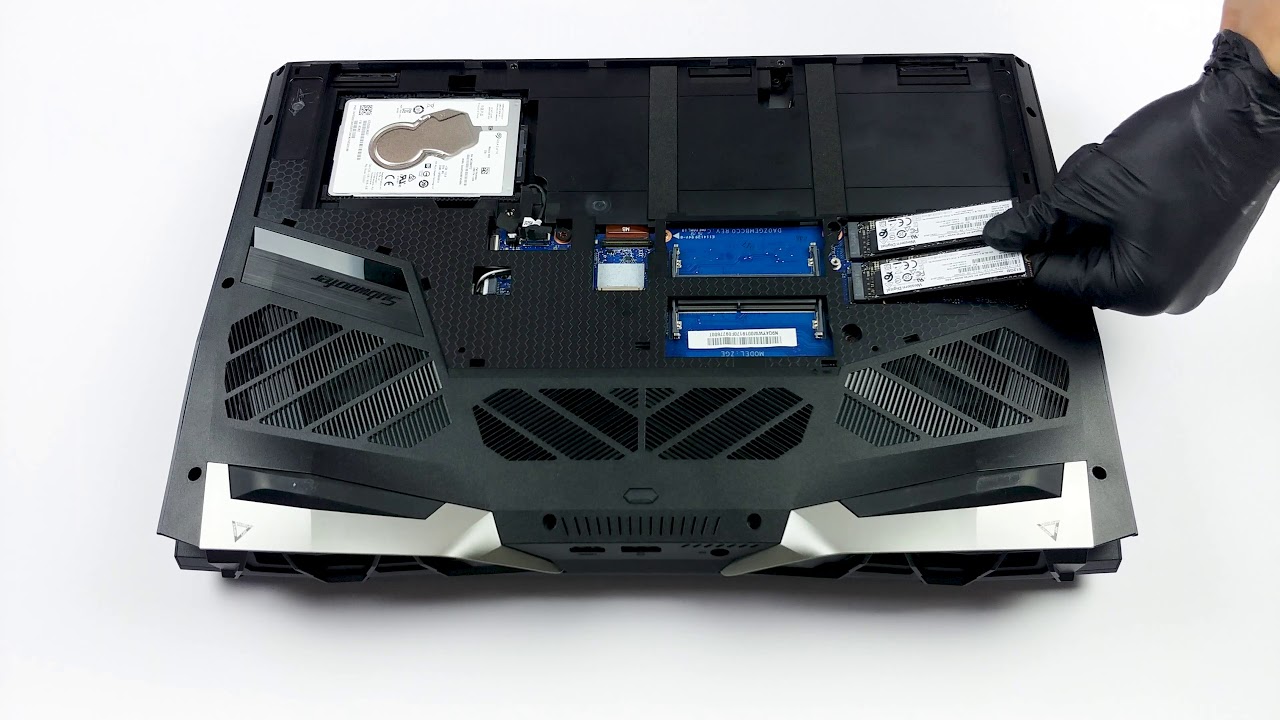 Inside Acer Predator Helios 700 – disassembly and upgrade options
