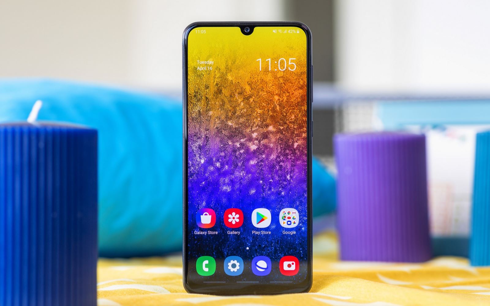 Samsung Galaxy A50 vs Huawei P20 Lite 2019: Quad 24MP cameras, 6GB RAM!