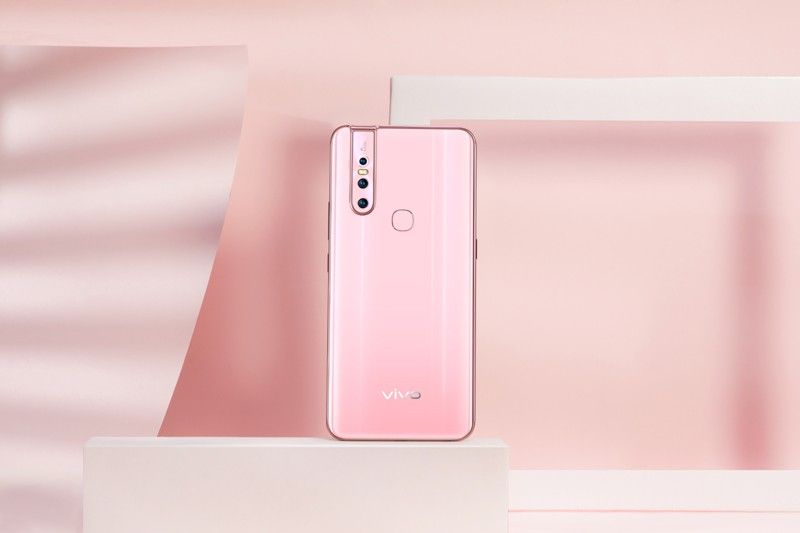 VIVO V15 BLOSSOM PINK REVIEW – ELEVATED SELFIE EXPERIENCE