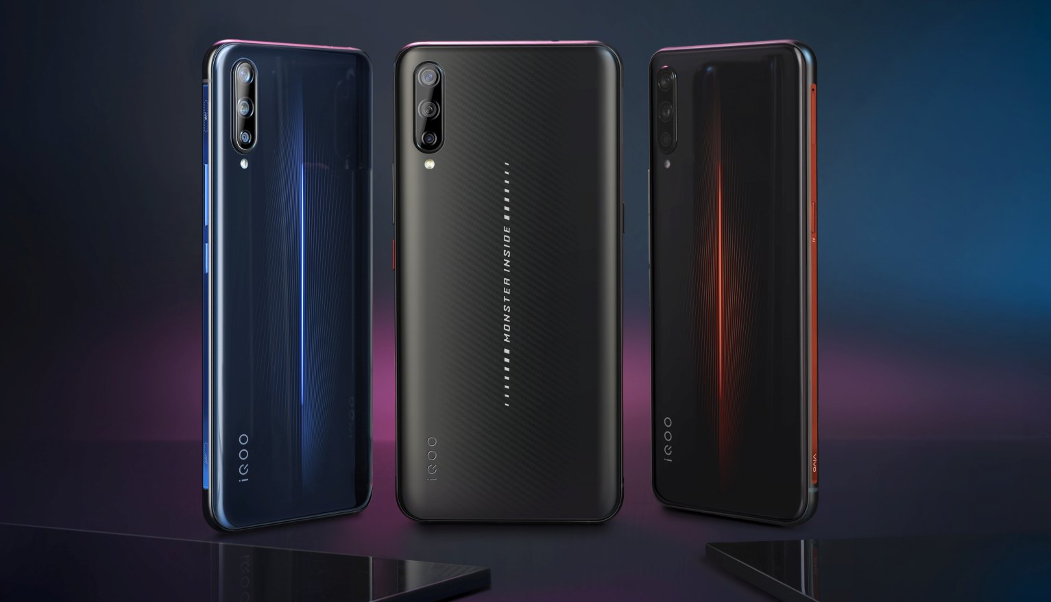 Vivo IQOO vs Huawei Mate 20X 5G: Triple 40MP cameras and 12GB RAM!!