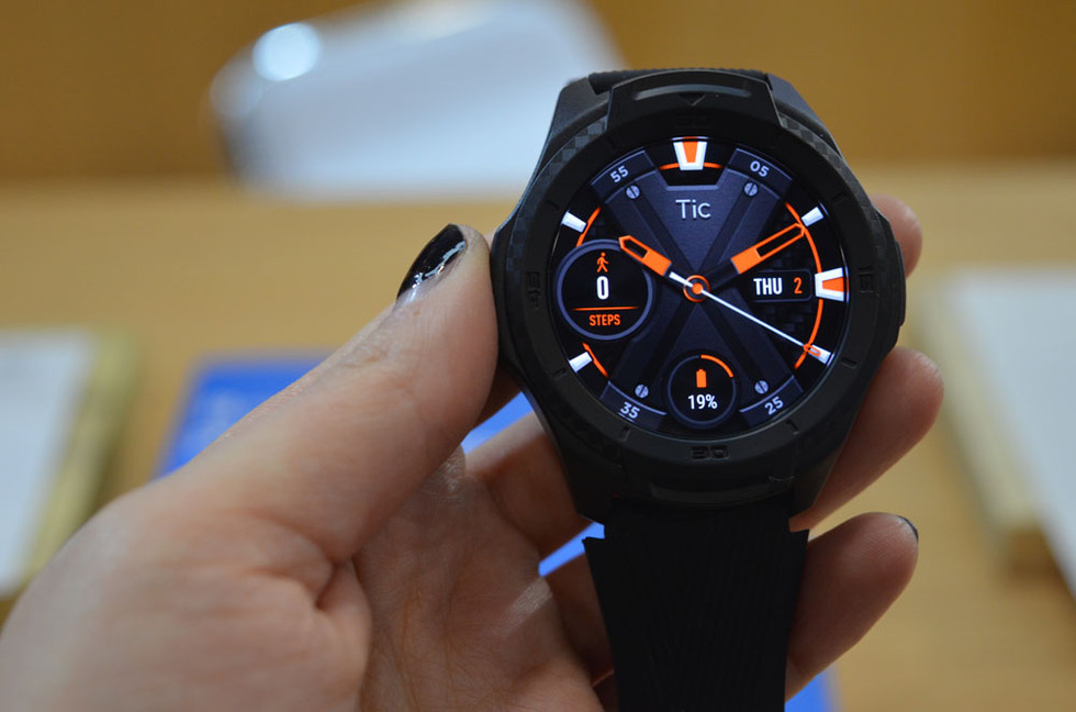 ticwatch s 2 vs ticwatch pro