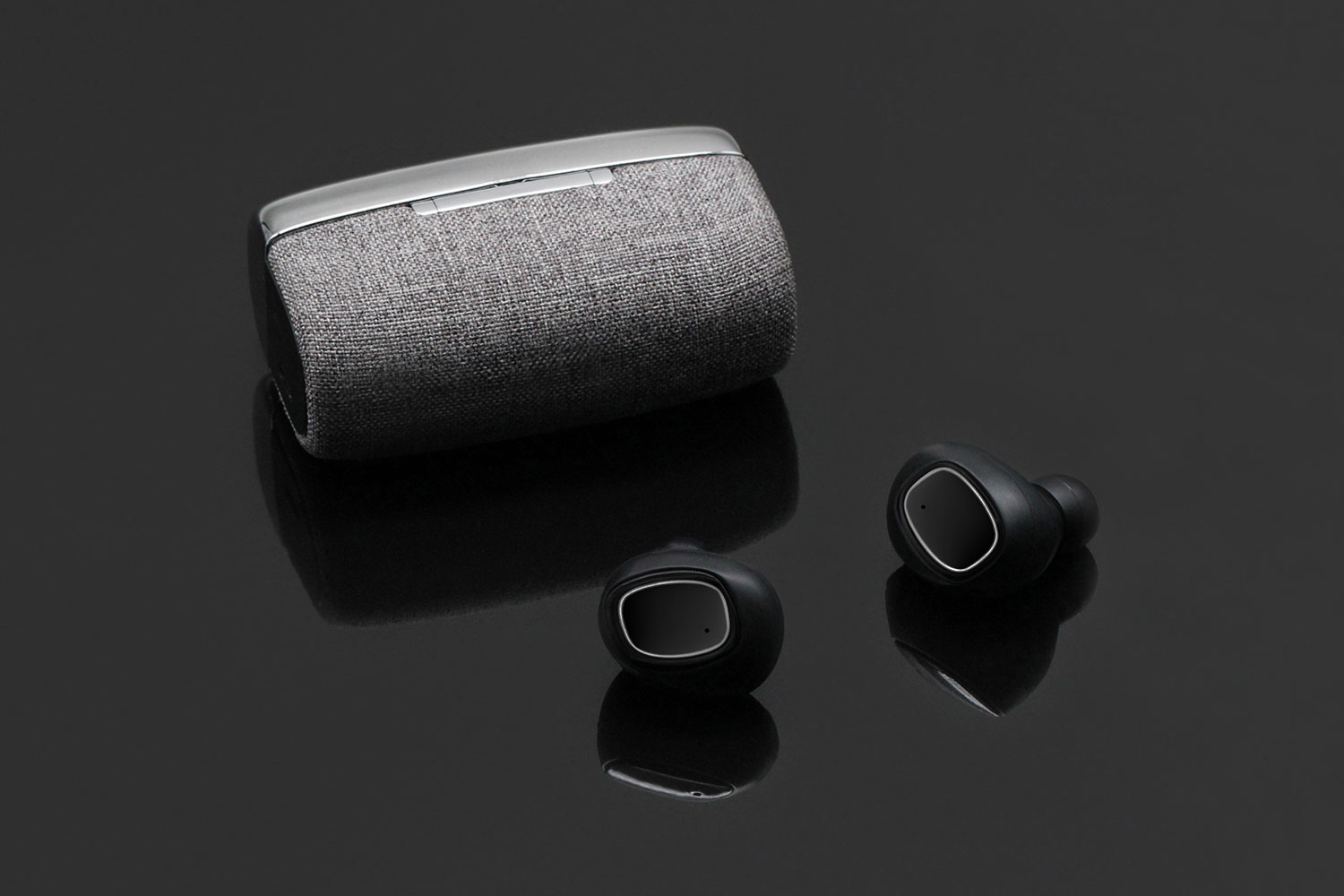 Astrotec S80 TWS Earphones Review: Good Sound With Budget Price