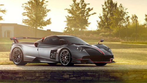 Pagani Huayra Roadster BC breaks cover and looks glorious