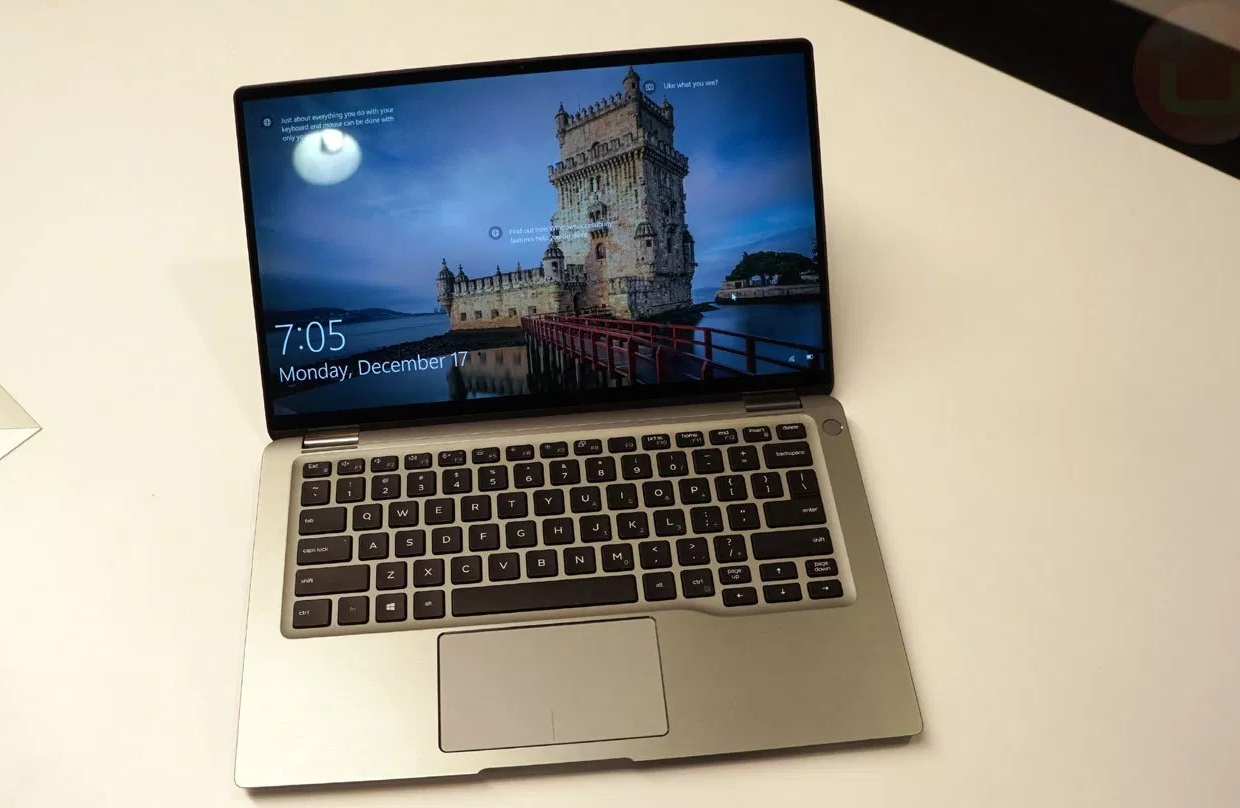 Dell's New Inspiron 14 7000 Is Even Lighter than the XPS 13