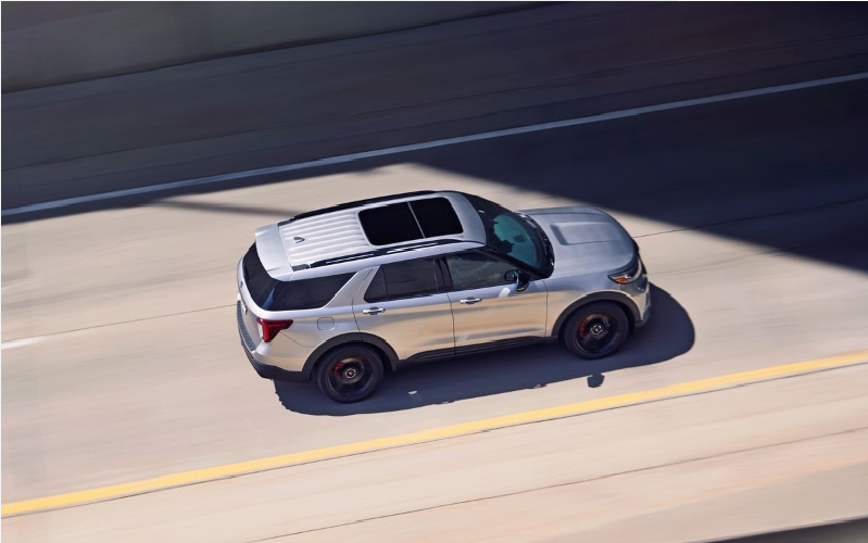 The 400-HP Ford Explorer ST Is Quick, Compelling, and Unexpected