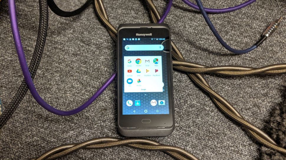 Honeywell Dolphin CT40 ruggedised smartphone review
