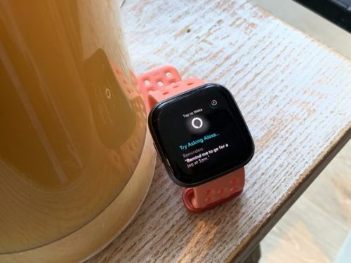 Fitbit Versa 2 vs Apple Watch 4