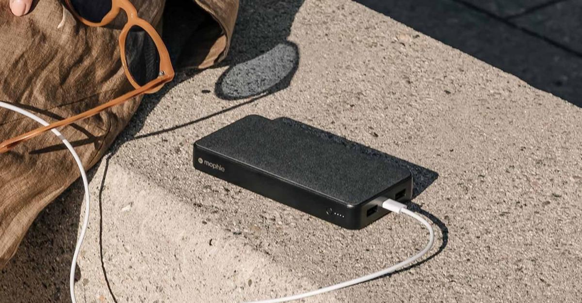 Mophie Powerstation XXL review: This is the portable battery you’re looking for