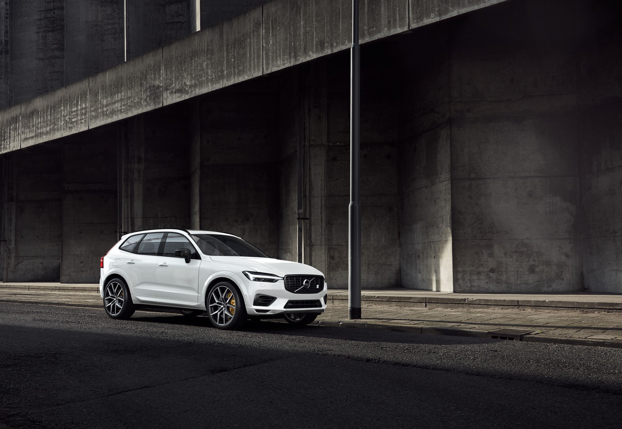 Volvo MY20 Polestar Engineered Trim
