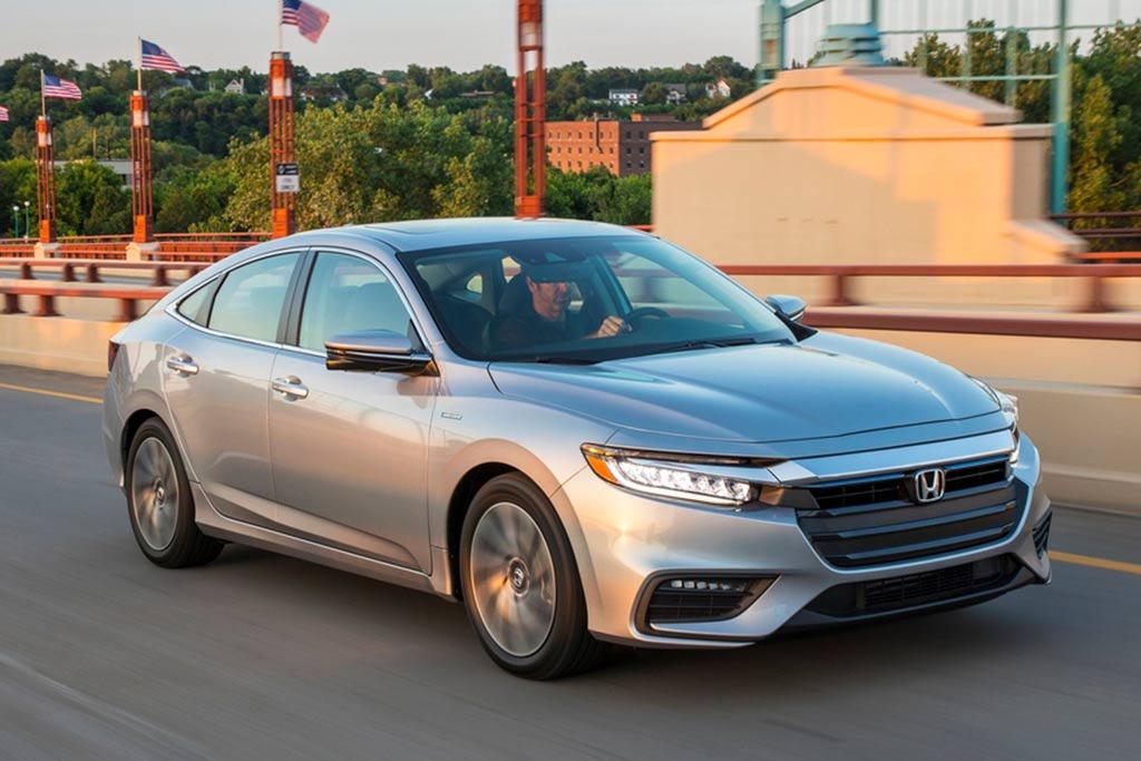 2020-Honda-Insight-(1)