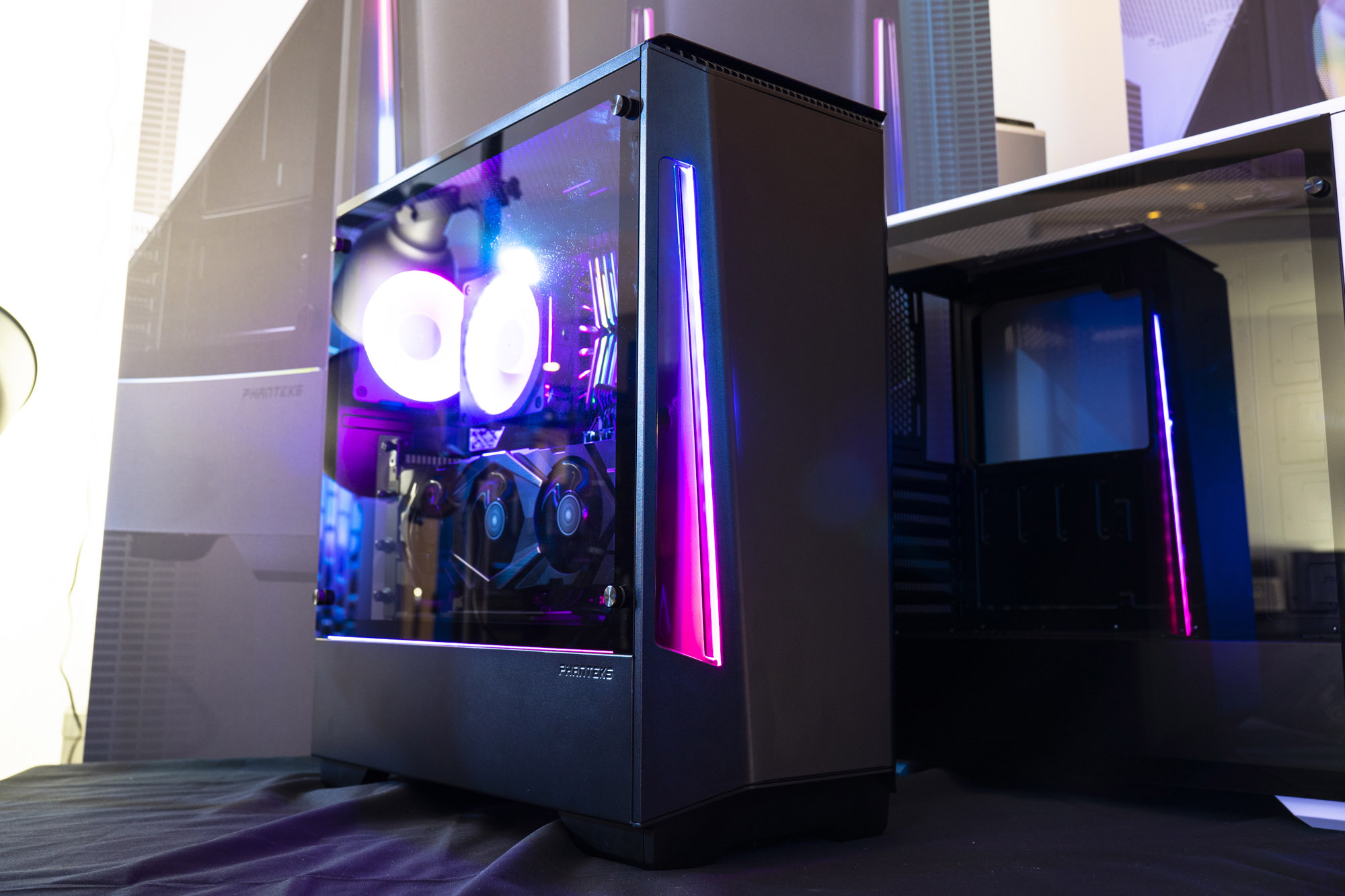 Phanteks-P360X-Enthoo-Luxe-2