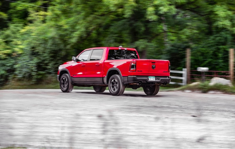 2020 Ram 1500 EcoDiesel Hits 24 MPG on the Highway