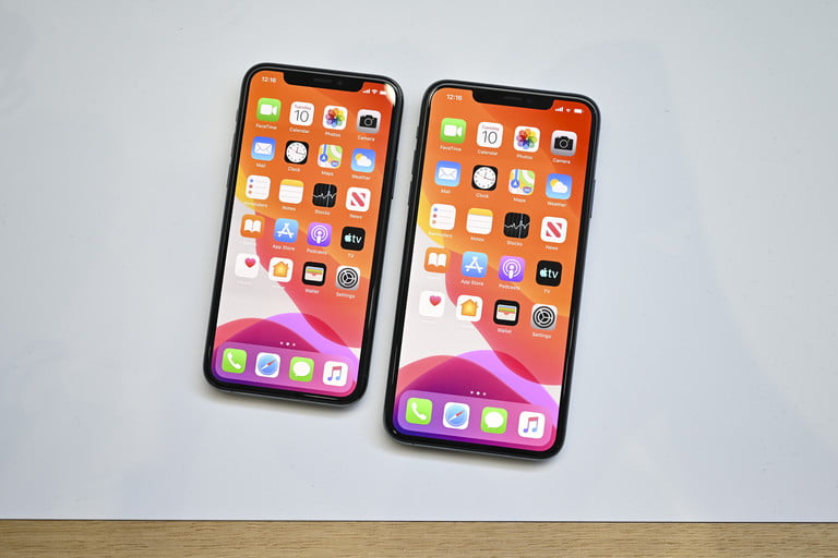iphone 10 vs 11 size