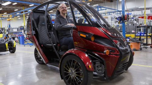 Arcimoto EV fun utility vehicle production begins