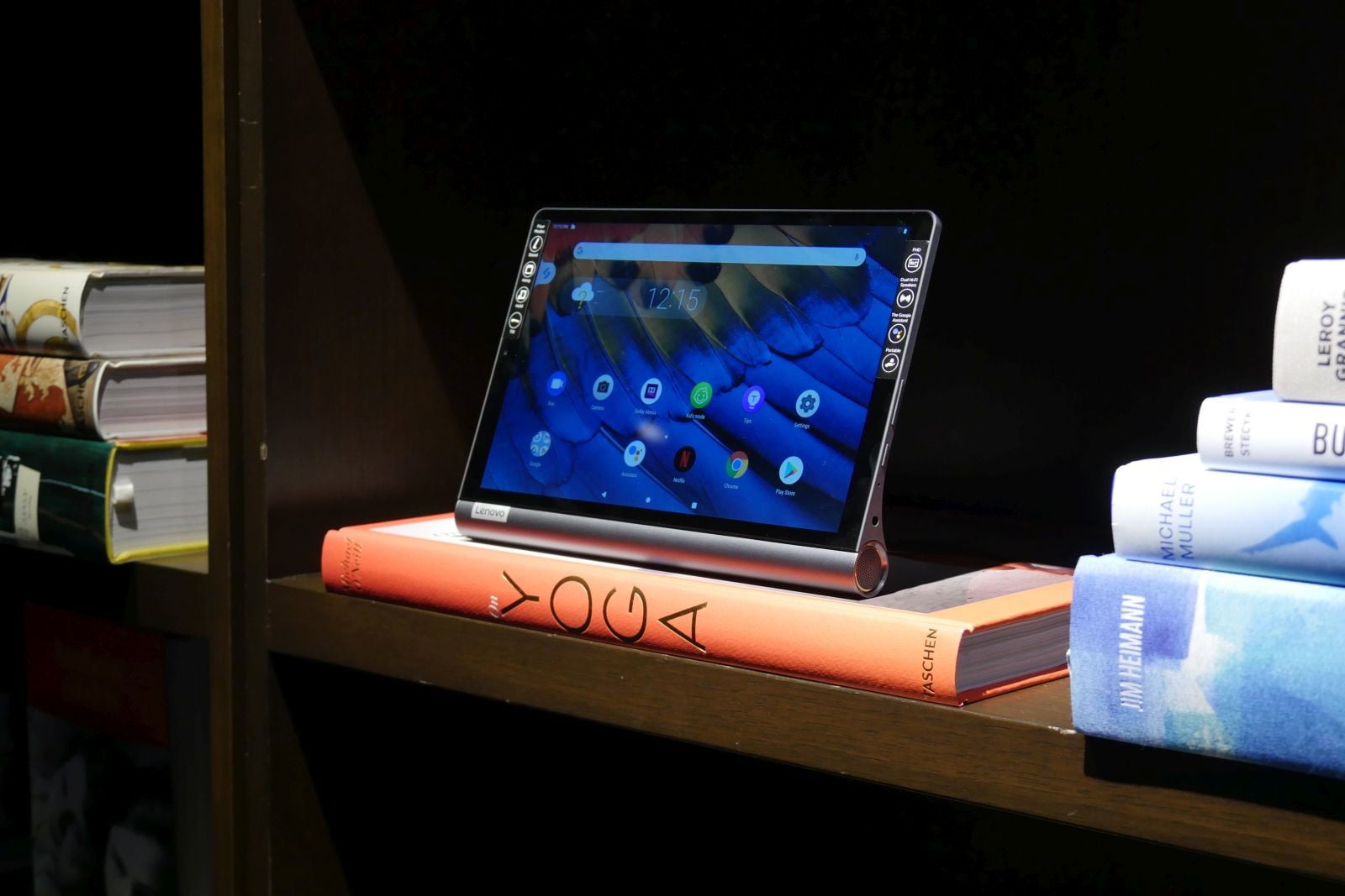 Lenovo Yoga Smart Tab hands-on review