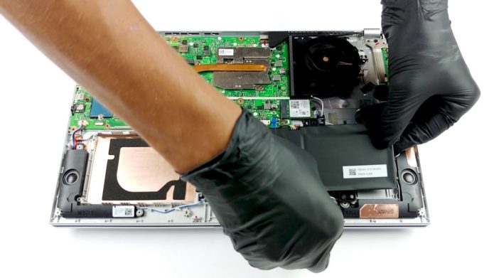 Inside ASUS VivoBook 15 F512 (X512) – disassembly and upgrade options