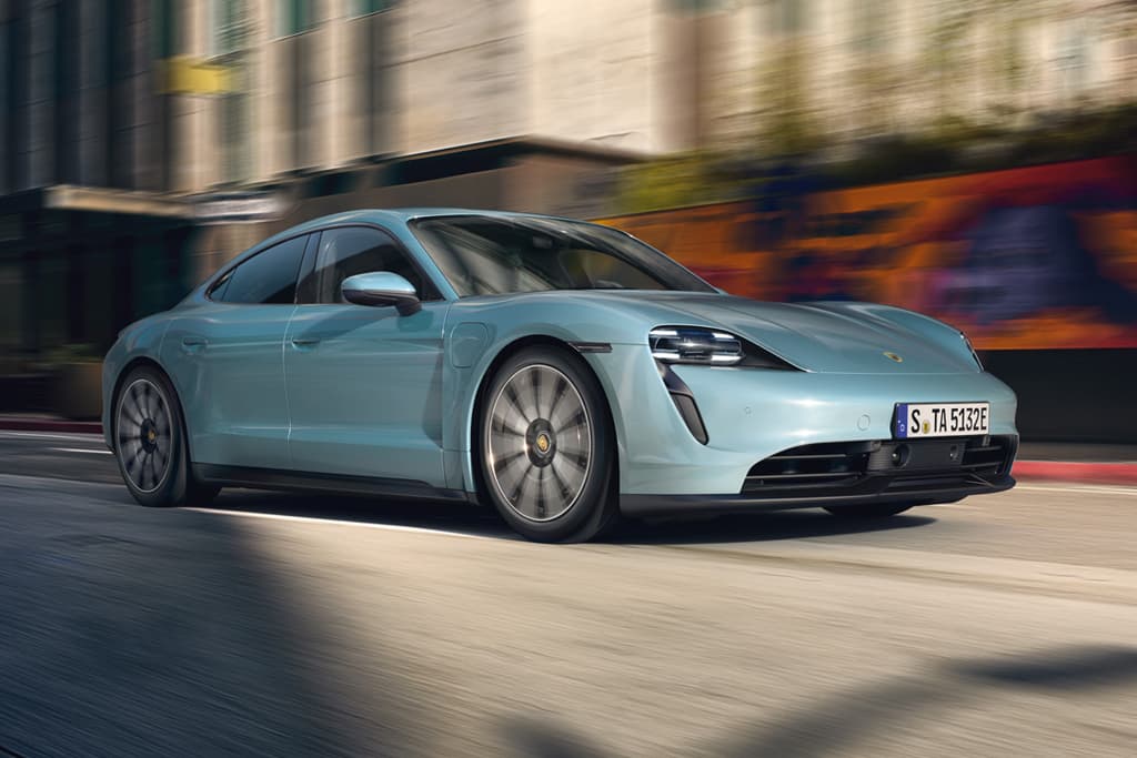 Porsche Taycan 4S revealed