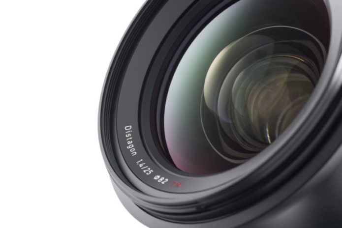 What Anyone Getting Into Photography Should Know About Lenses