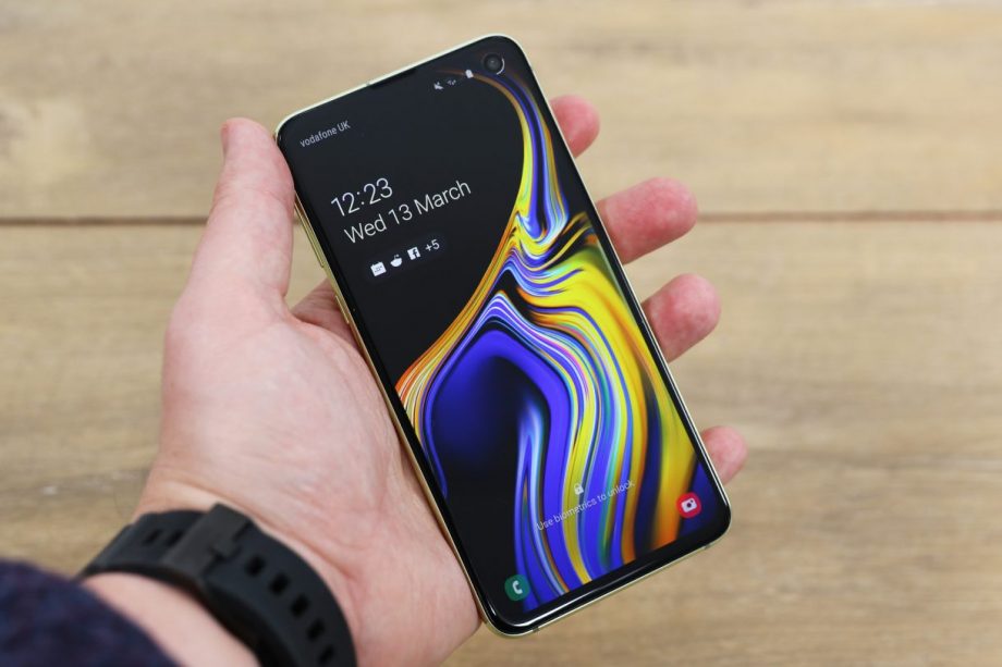 Samsung under-display camera set for 2020, but not in Galaxy S11 or Fold 2?