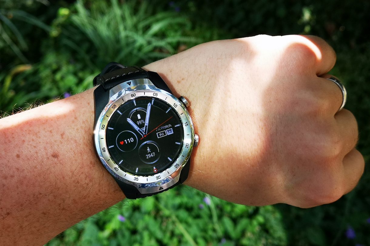 fitbit ionic smartwatch