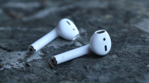 Every brand has “true wireless” earbuds now: what are the important differences?