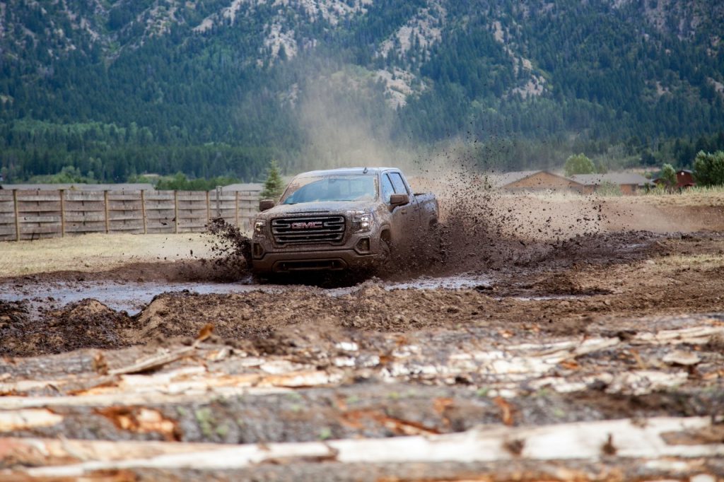 GMC Sierra or Ram 1500: Which Is the Better Truck for off-Roading?