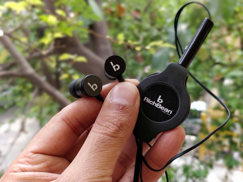 RichBean Retract Earphones Review