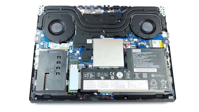Inside Lenovo Legion Y7000 (2019) – disassembly and upgrade options