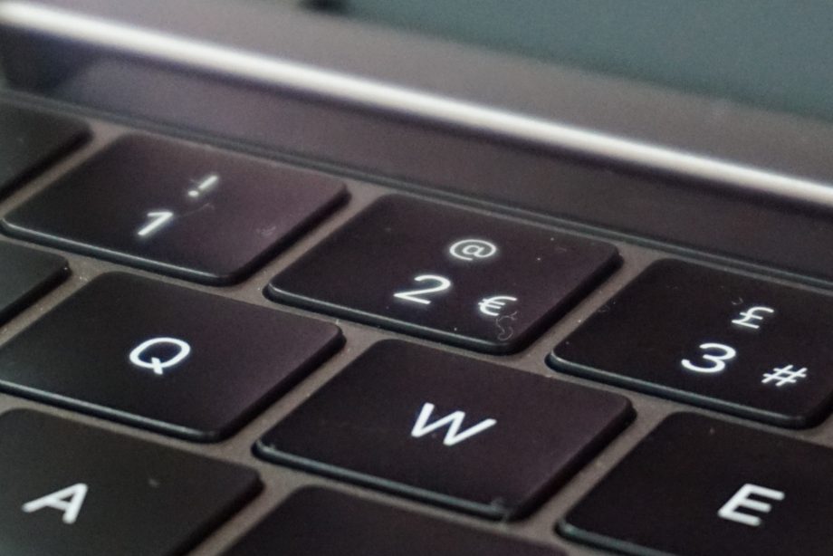 Apple MacBook Pro (2019) randomly shutting down? Here’s what do do