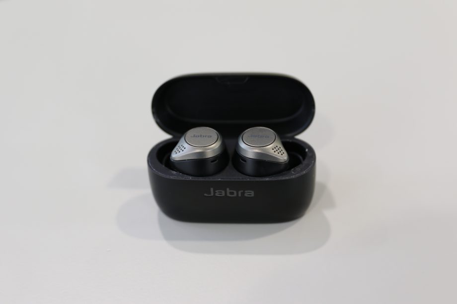 Jabra Elite 75t vs. Apple AirPods Pro: Who makes the better buds?