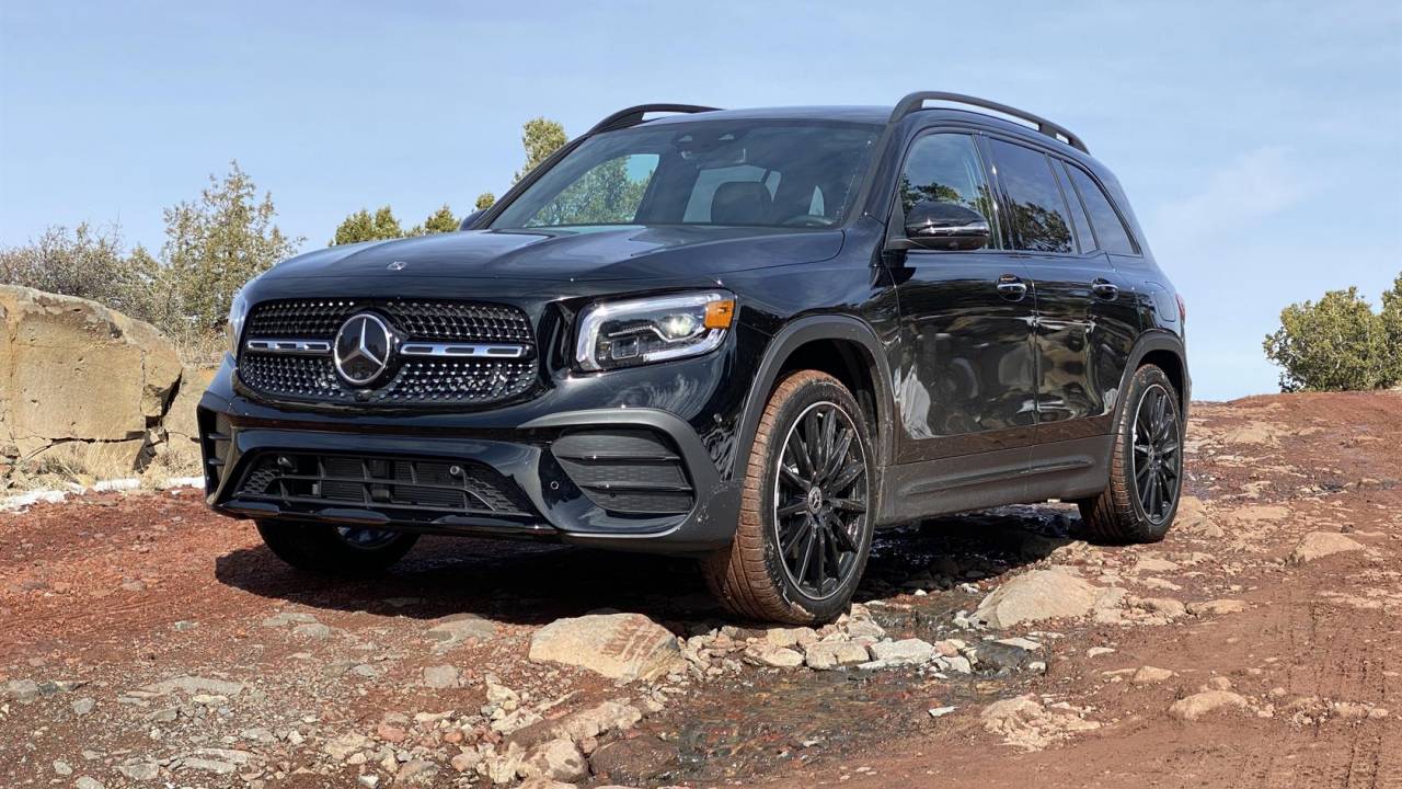 2020 MercedesBenz GLB First Drive Review 3row SUV is compact not
