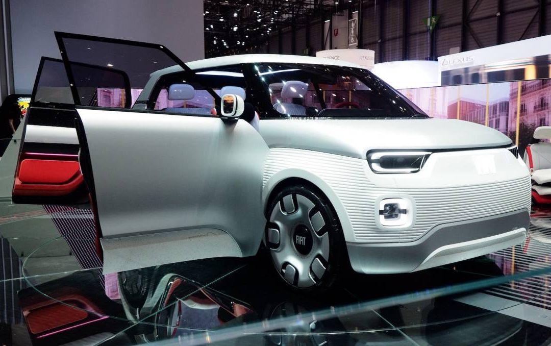 The huge Fiat Chrysler and Peugeot Group merger is going ahead