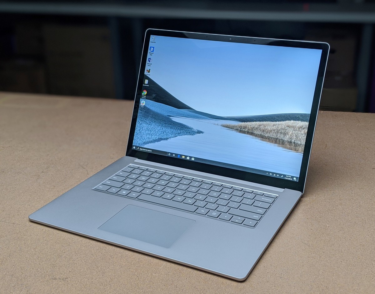Surface Laptop 3 ‘unexpectedly’ cracked screens will be repaired by Microsoft for free