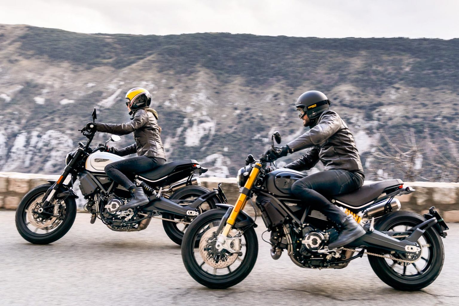 2020 DUCATI SCRAMBLER 1100 PRO AND SPORT PRO FIRST LOOK (7 FAST FACTS)