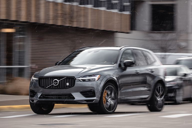 2020 Volvo XC60 T8 Polestar Engineered Is as Quirky as It Is Handsome