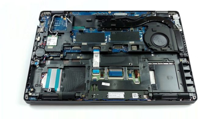 Inside Dell Latitude 5401 – disassembly and upgrade options