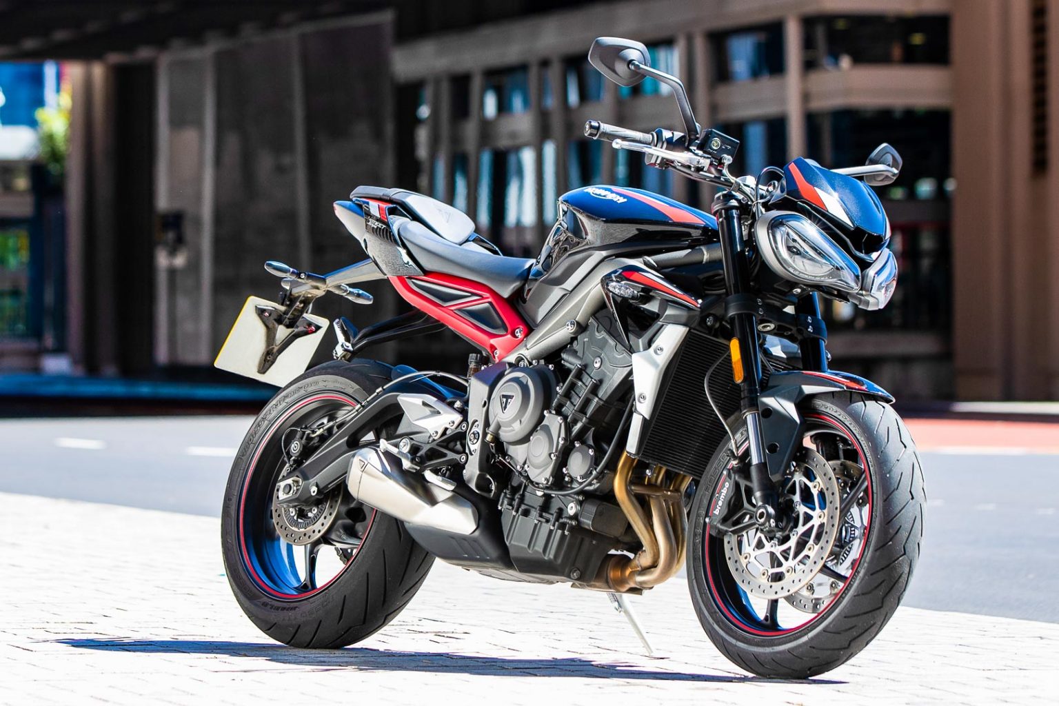 2020 TRIUMPH STREET TRIPLE R FIRST LOOK 6 FAST FACTS GearOpen