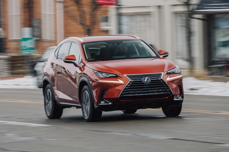 2020 Lexus NX300h Makes Hybrid Crossovers Look Edgy