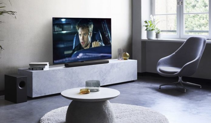 Panasonic-HTB600-soundbar-room-920x535