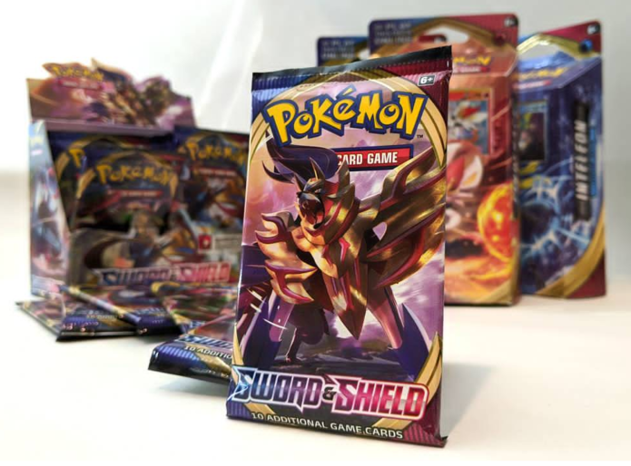 Pokemon Sword and Shield TCG unboxing: Opening packs, up close with foil