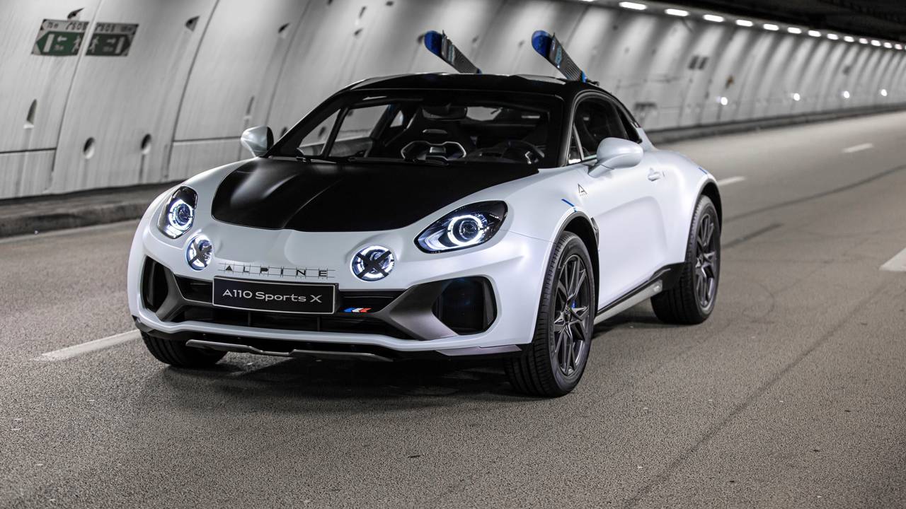 Alpine A110 SportsX shown off at 2020 International Automobile Festival