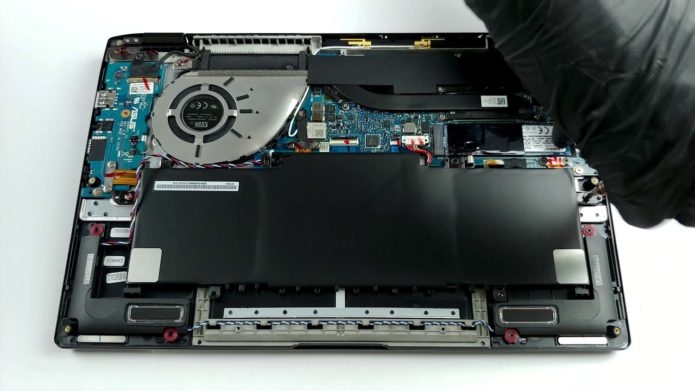 Inside ASUS ZenBook Flip 14 UX463 – disassembly and upgrade options