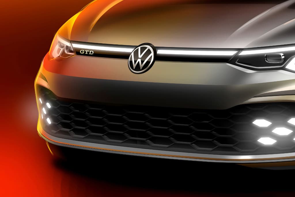 GENEVA MOTOR SHOW: New Volkswagen Golf hot hatches previewed