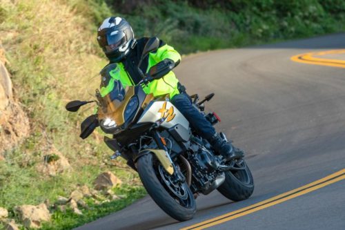 2020 BMW F 900 XR REVIEW: TOURING TO COMMUTING (14 FAST FACTS)