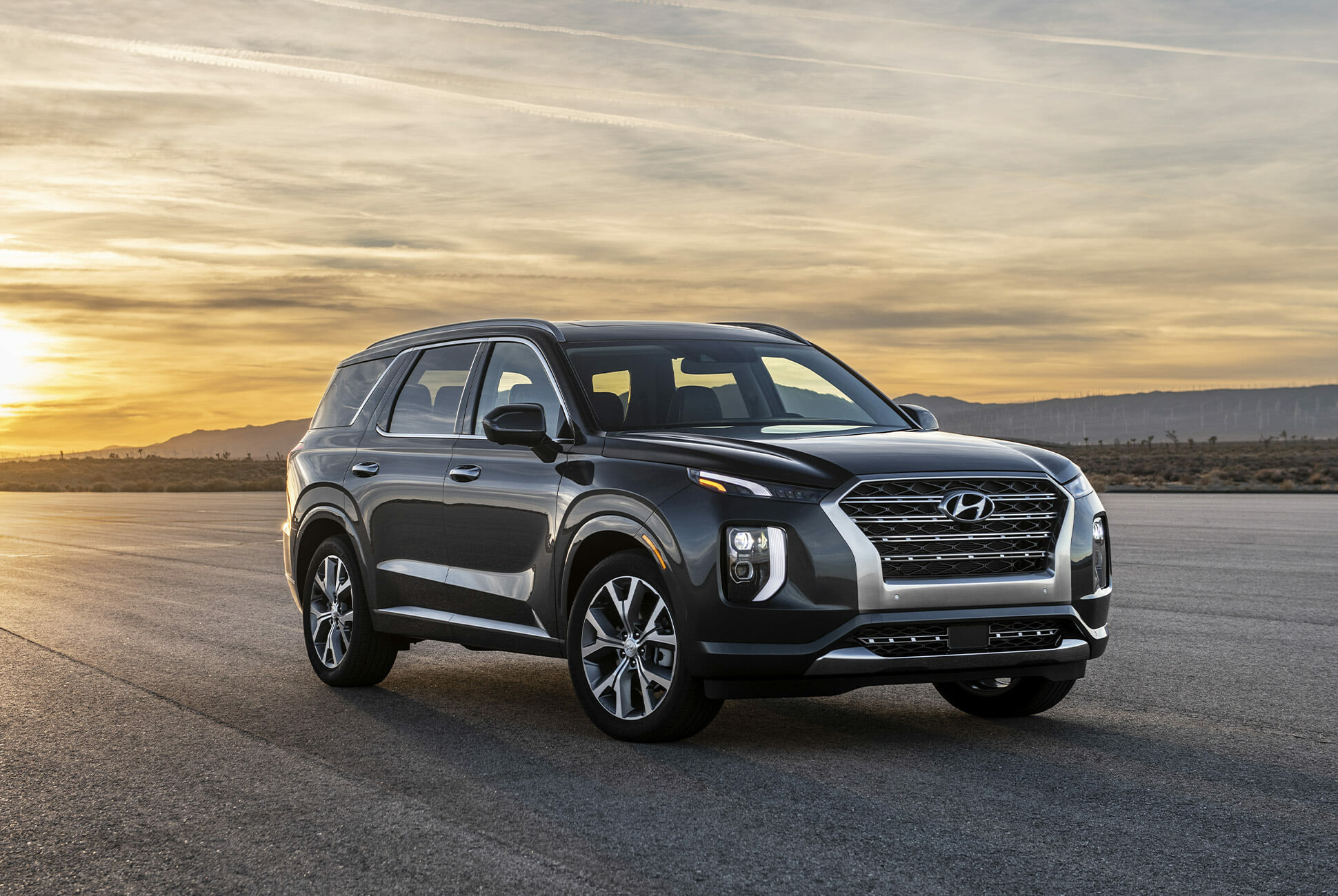 2020 Hyundai Palisade vs. 2020 Toyota Highlander: Which Is Better ...