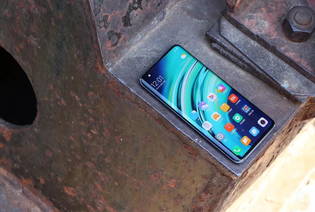 Xiaomi Mi 10 Pro 5G Smartphone Hands on and First Review