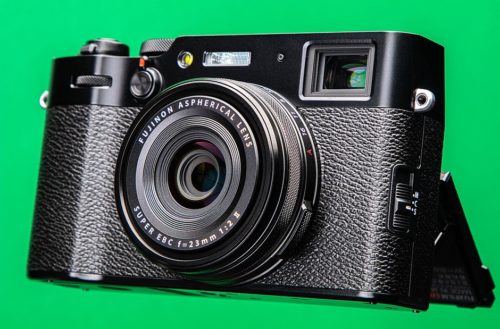 Five reasons why Fujifilm probably won’t make a full-frame X100