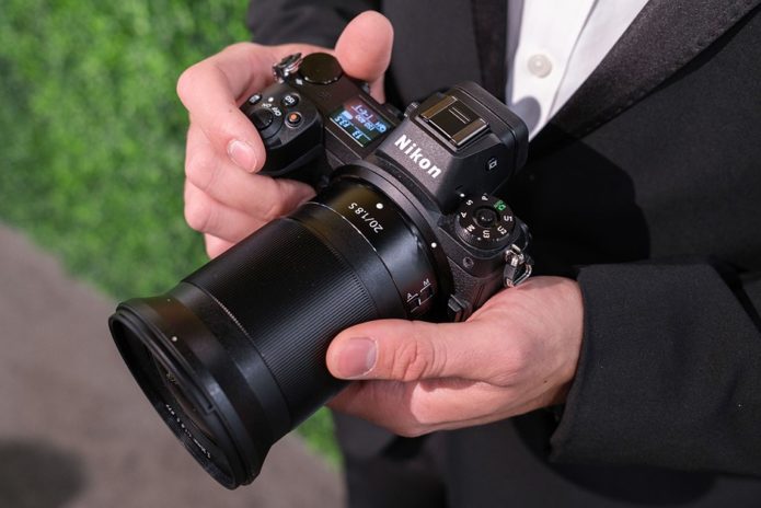 Hands-on with the latest Nikon Z lenses, AF-S 120-300mm F2.8