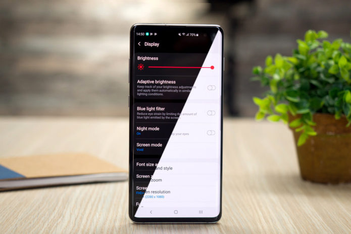 How to Fix OnePlus 7 Pro and Google App Dark Mode Issue